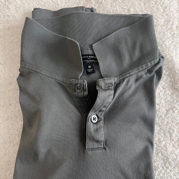 Two polos together Banana Republic factory - Picture 1 of 8